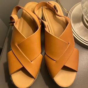 Soludos sandals size 8.5